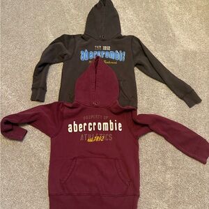 Abercrombie & Fitch Kids Hoodies - Black and Burgundy youth large